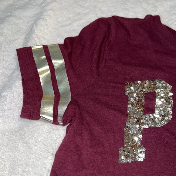 PINK Victoria’s Secret Sequence tshirt ❣️ color burgundy, Size Small. - Picture 6 of 7